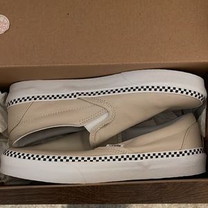 womens slip on vans
